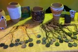 Mercatino CortoBarattario natalizio, venerdì 19 dicembre 2014: produttori locali, artigiani creativi, autoproduzione e baratto. Coerenze:18/20 Mercatino CortoBarattario natalizio, venerdì 19 dicembre 2014: produttori locali, artigiani creativi, autoproduzione e baratto. Coerenze:18/20